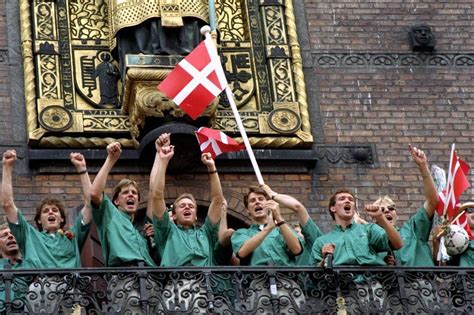 hvem vinder vm i fodbold|Europamesterskabet i fodbold 1992 .